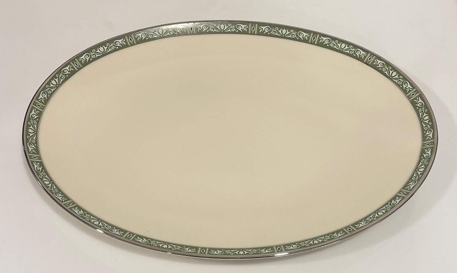 Lenox Adrienne Oval Platter 13 3/4"0
