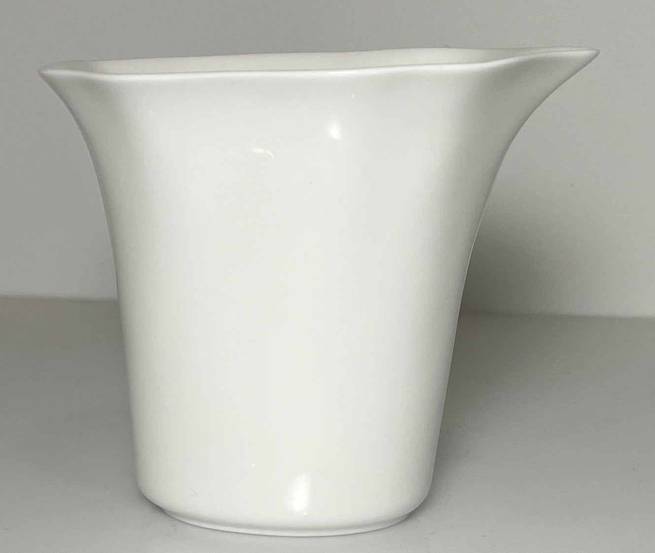 Villeroy & Boch Mira Creamer 3 1/2" 6 Ounce0