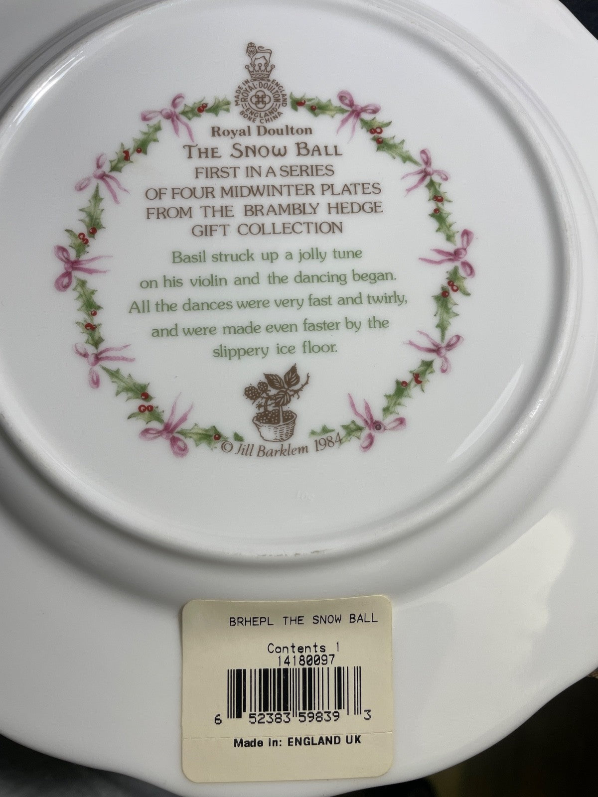 Royal Doulton Brambly Hedge The Snow Ball Salad Plate 8"1