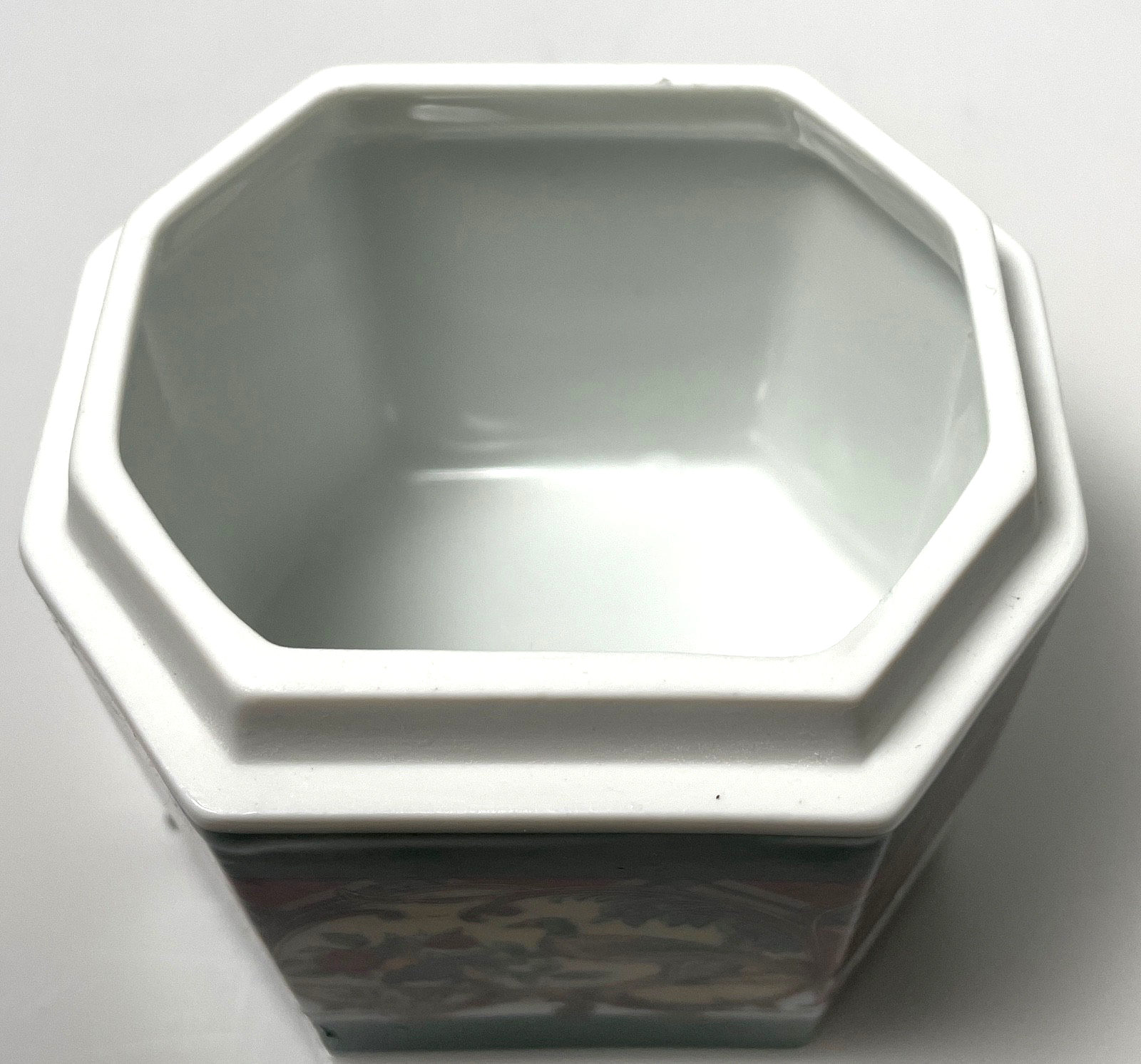 Noritake Royal Hunt Medium Household Box 3 7/8"3