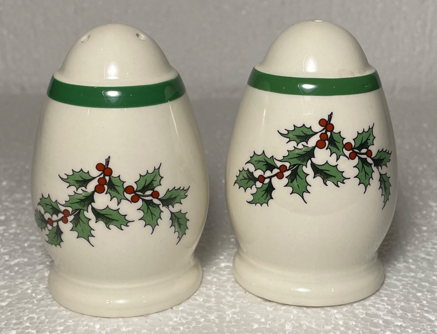 Spode Christmas Tree Salt and Pepper Set 3"0