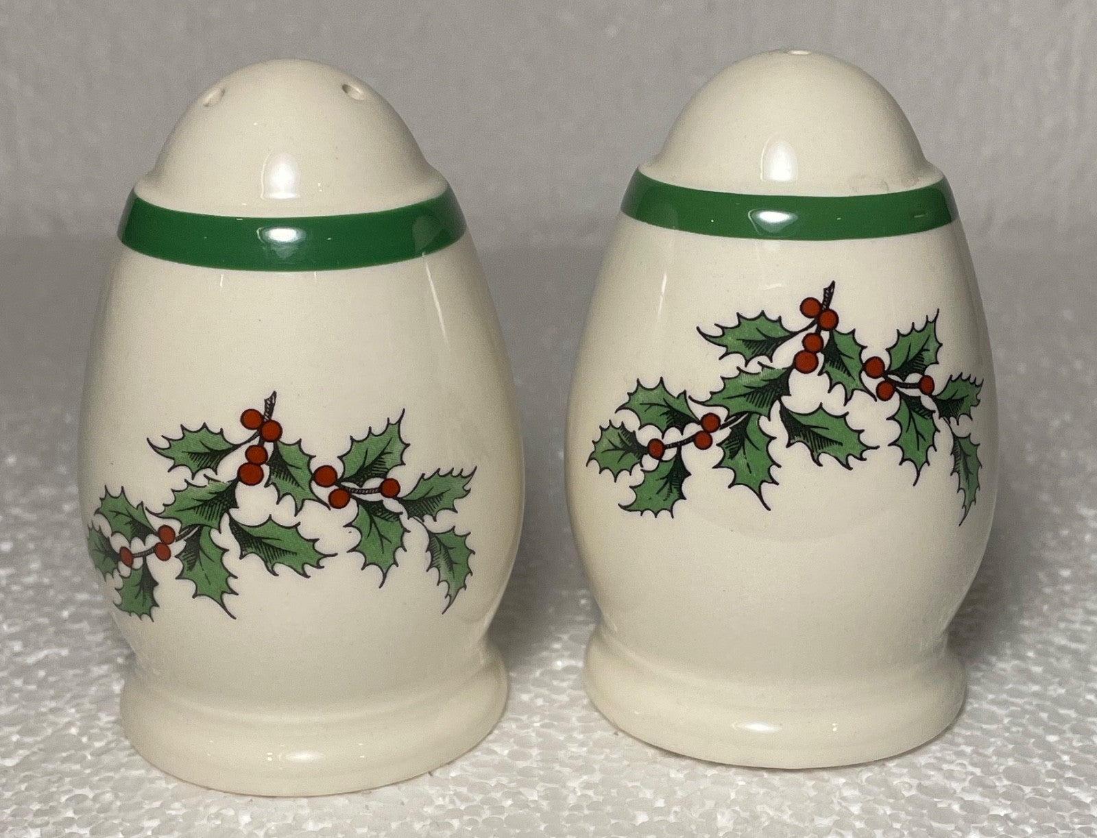 Spode Christmas Tree Salt and Pepper Set 3"0