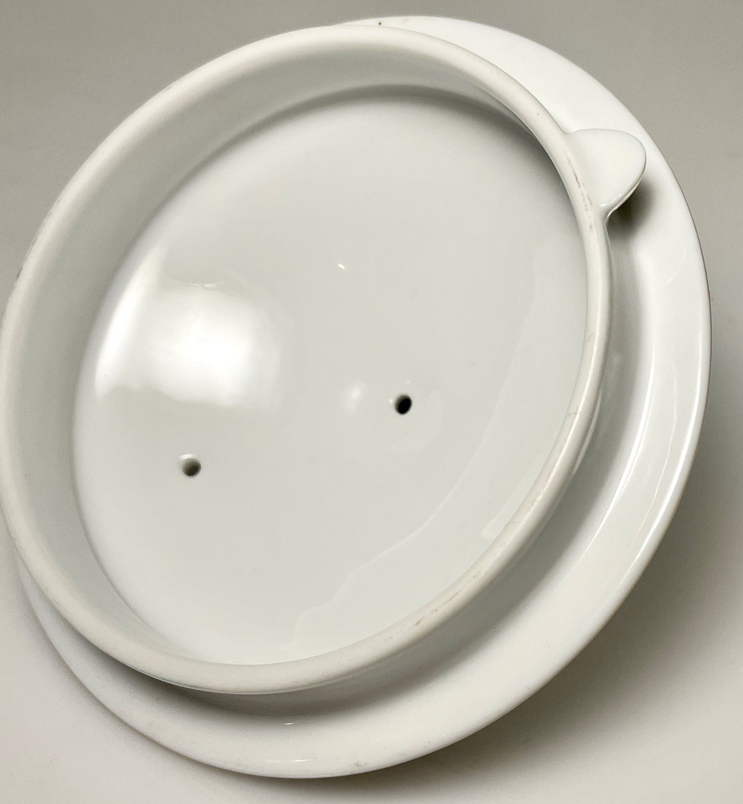 Noritake Royal Hunt Teapot and Lid 5 Cup 7 1/4"6