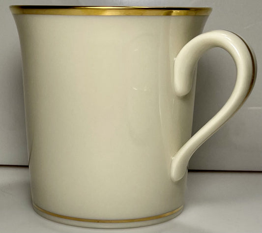 Lenox Eternal Gold Restyled Mug 3 1/2"0
