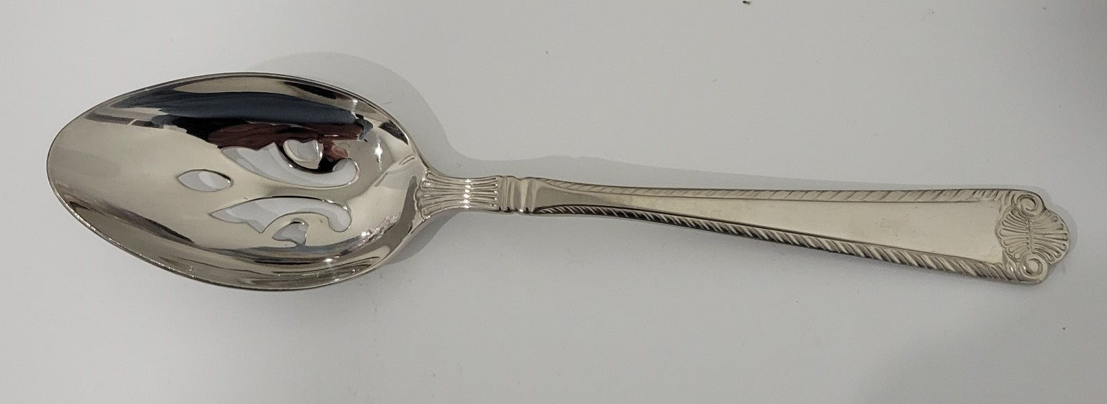 https://i.ebayimg.com/00/s/NTg0WDE2MDA=/z/o9QAAeSwlIVp4f-A/$_57.JPG