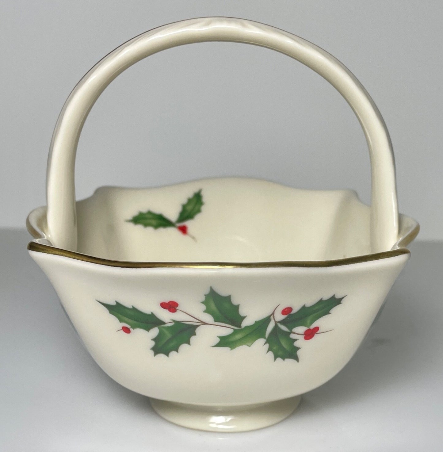 Lenox Holiday Dimension Small Basket 4 1/2"1