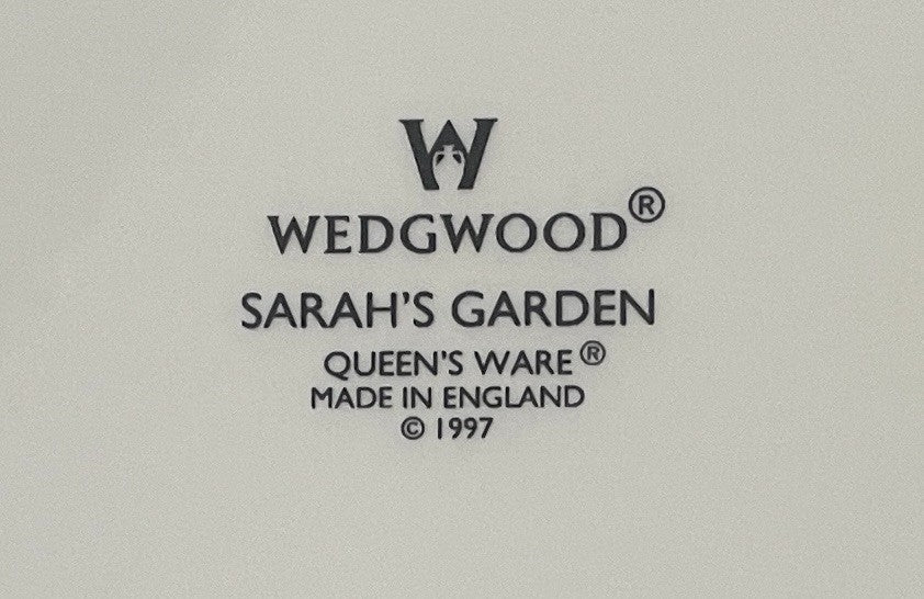 Wedgwood Sarah's Garden Creamer 4" 10 Ounce3