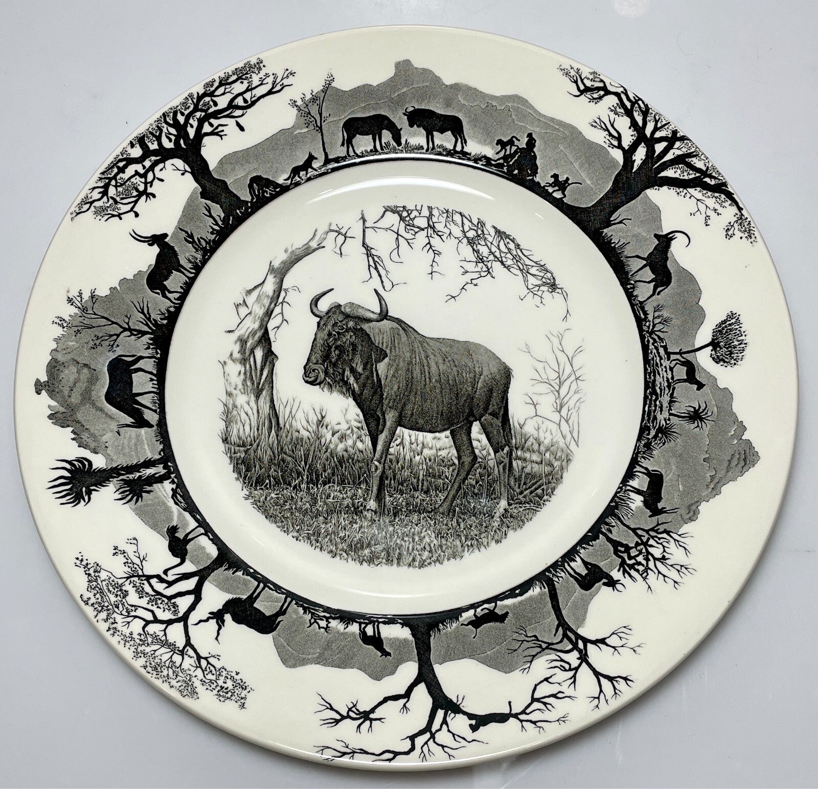 Wedgwood Kruger National Park Dinner Plate Blouwildebees 10 3/4" No Map0